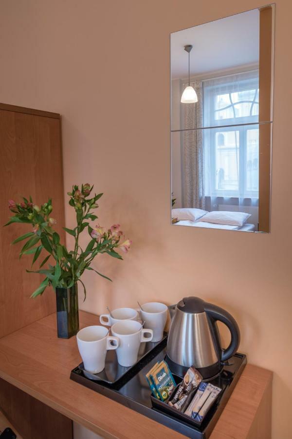 Hill Inn Poznań Eksteriør bilde